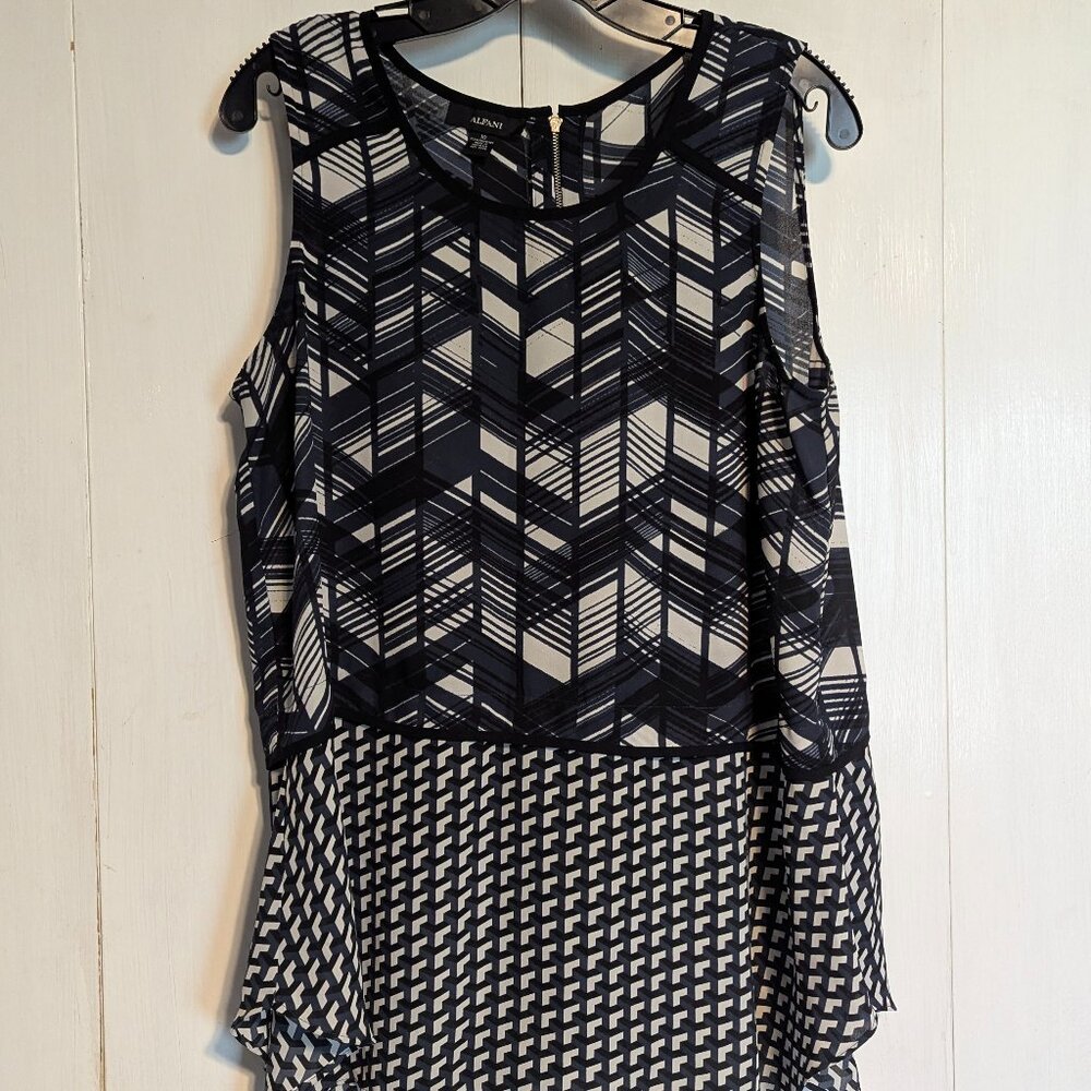 Alfani Blue/White Short Sleeve Tank